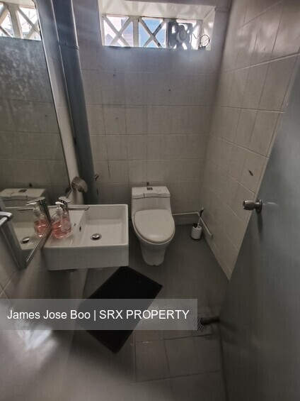 Cheap Tanjong Pagar level 2 office | No lift | Avail now (D2), Shop House #543950961